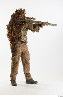 Photos Frankie Perry Army Sniper KSK Germany Poses aiming gun…